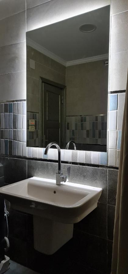 Comfy 2-Bedrooms Apartment In Cairo 44-2 Экстерьер фото