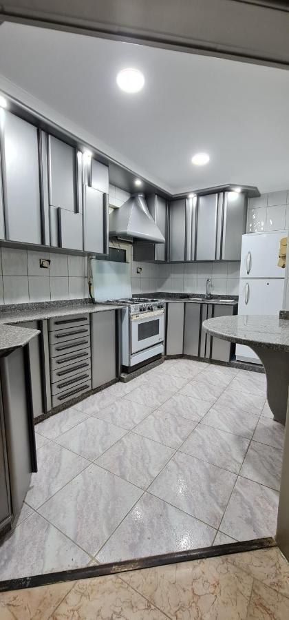 Comfy 2-Bedrooms Apartment In Cairo 44-2 Экстерьер фото